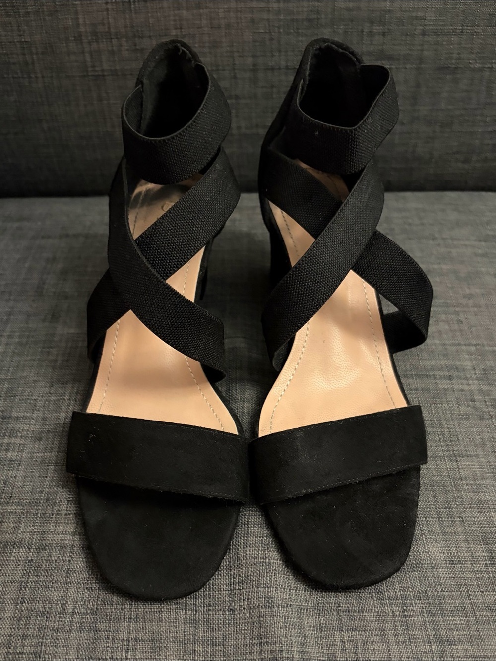 Black Suede Elastic Criss Cross Block Heel Sandals Women's Size 7.5 DREAM PAIRS
